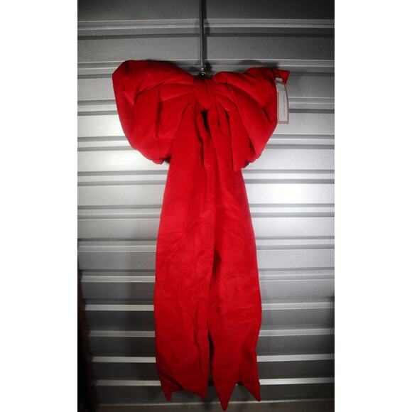 Cupcakes and Cashmere Red Viral Velvet Bow 4 FEET - Picture 1 of 4